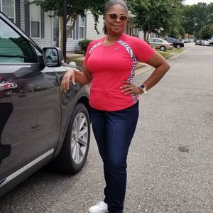 Meet your Posher, Angela